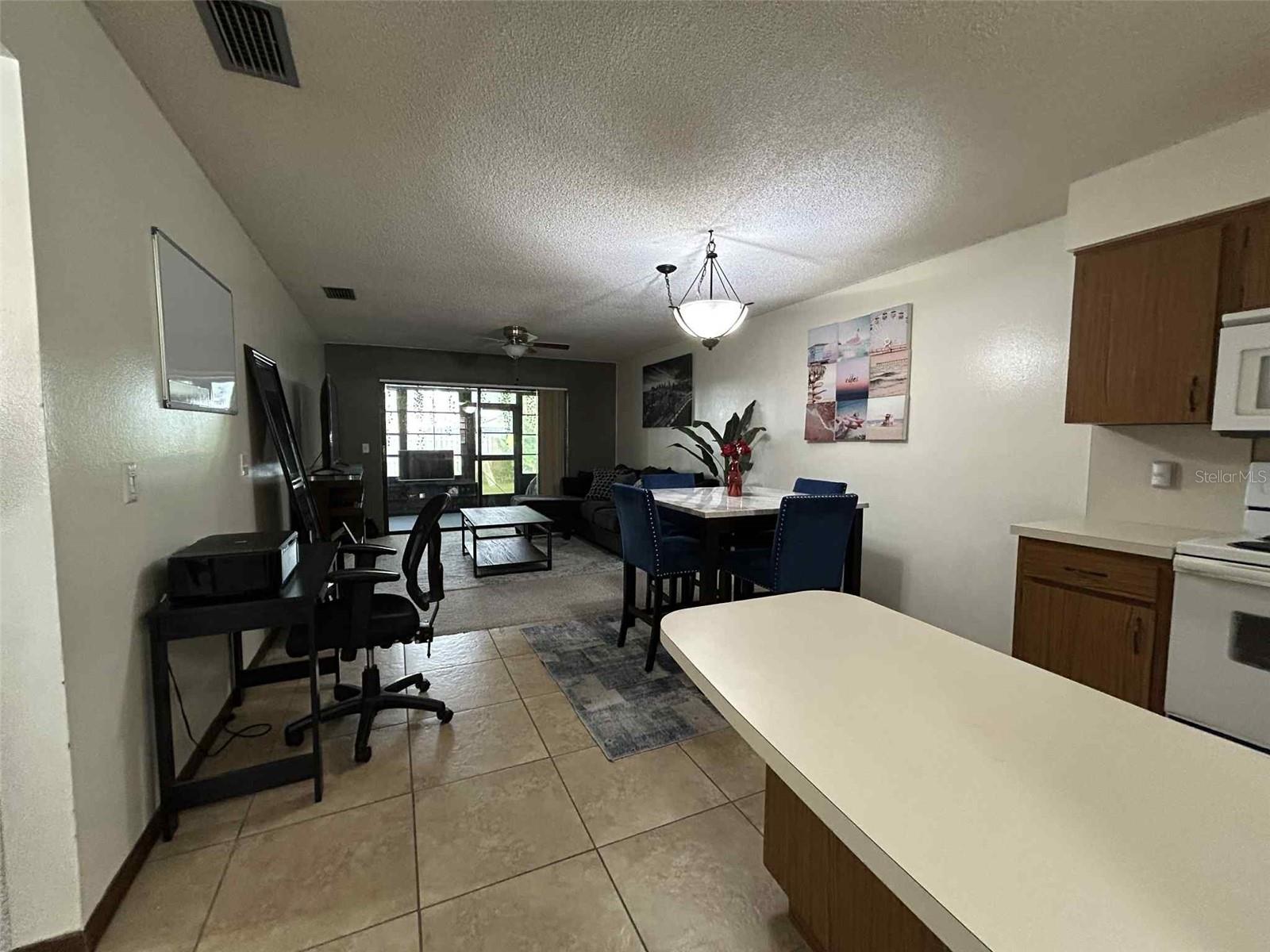 3613 Bay Ct Property Photo 8