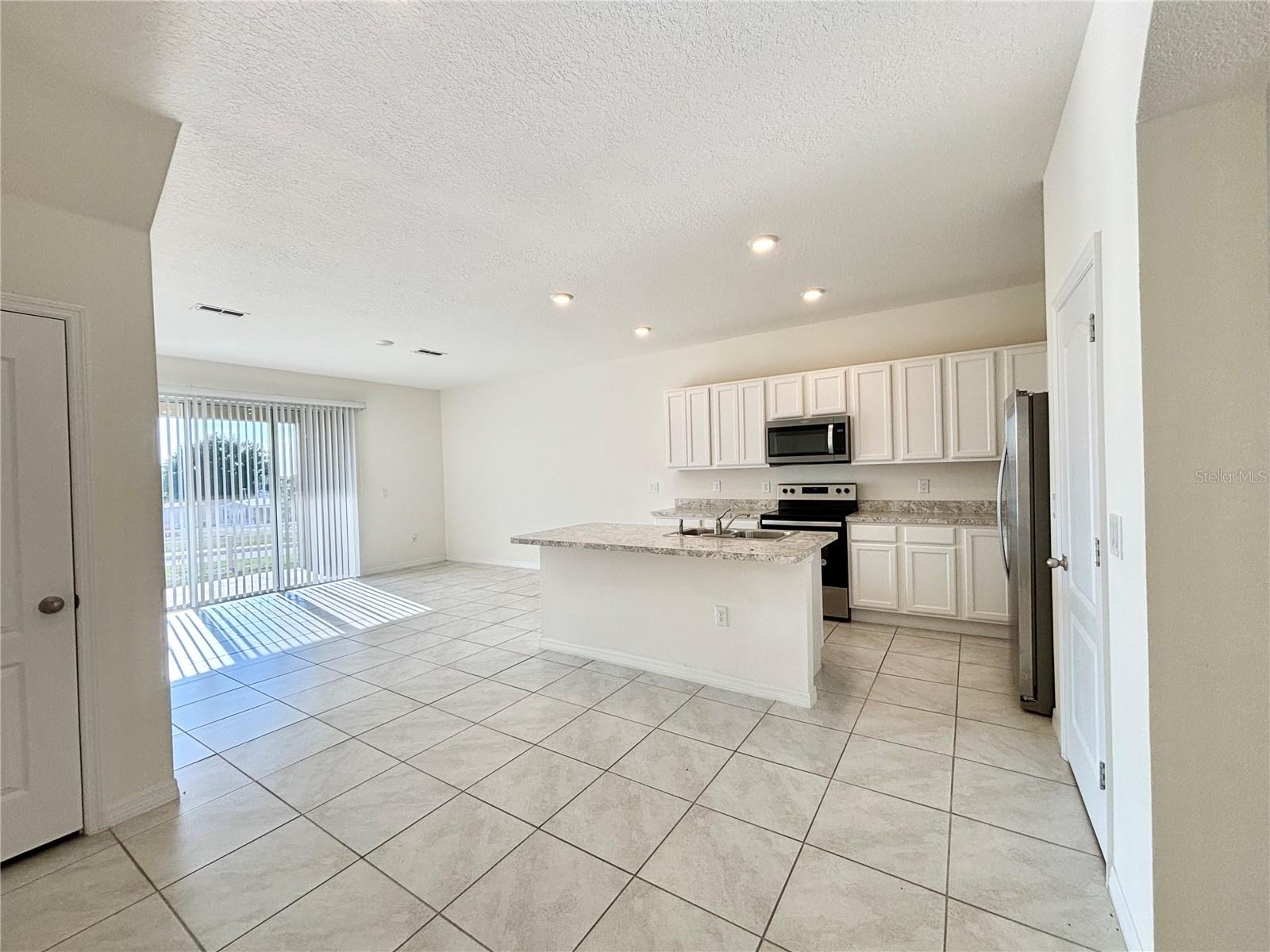 401 Feltrim Reserve Blvd Property Photo 3
