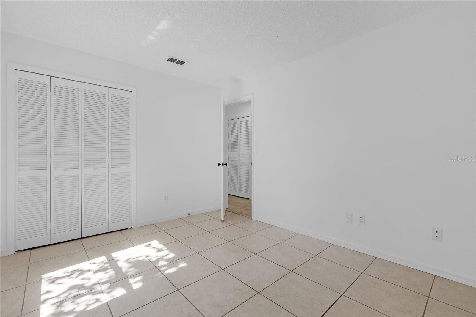 9011 Chapman Oak Ct Property Photo 18