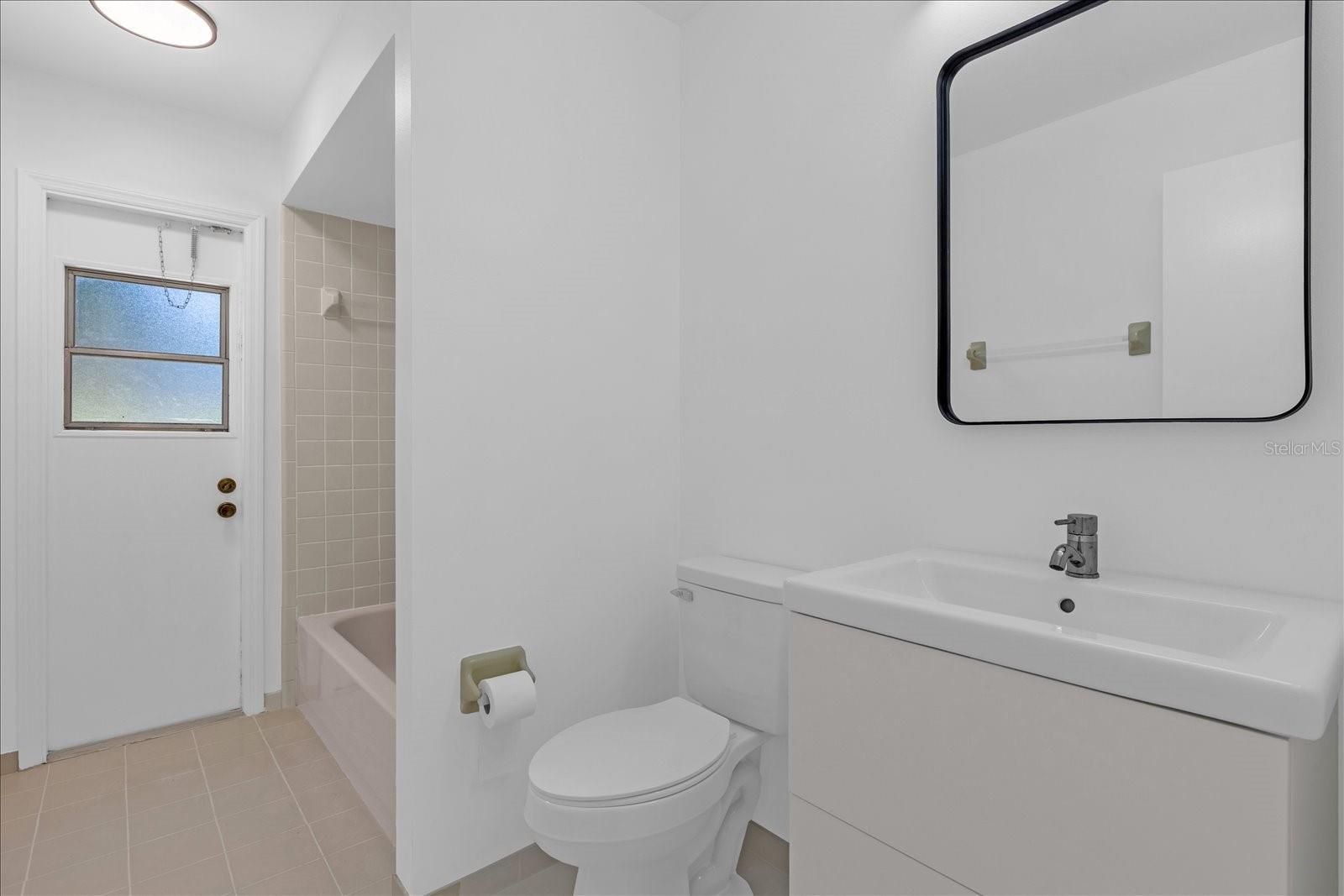 9011 Chapman Oak Ct Property Photo 19
