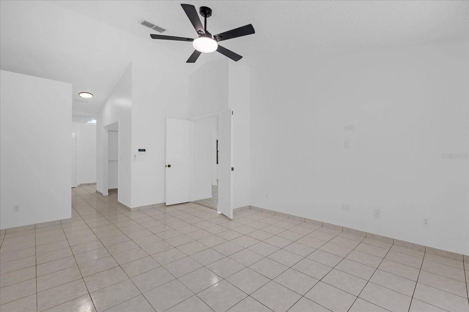 9011 Chapman Oak Ct Property Photo 20