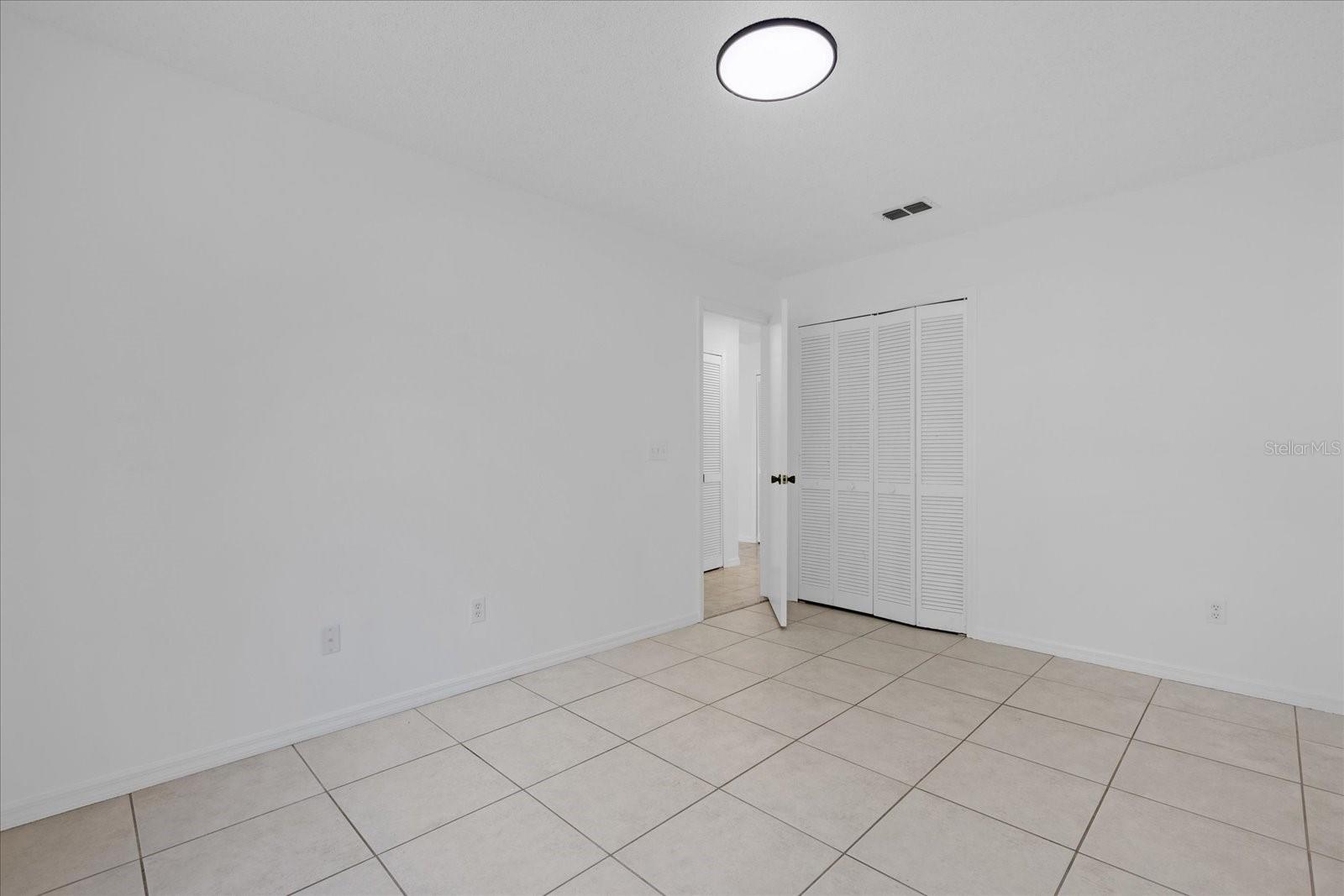 9011 Chapman Oak Ct Property Photo 22