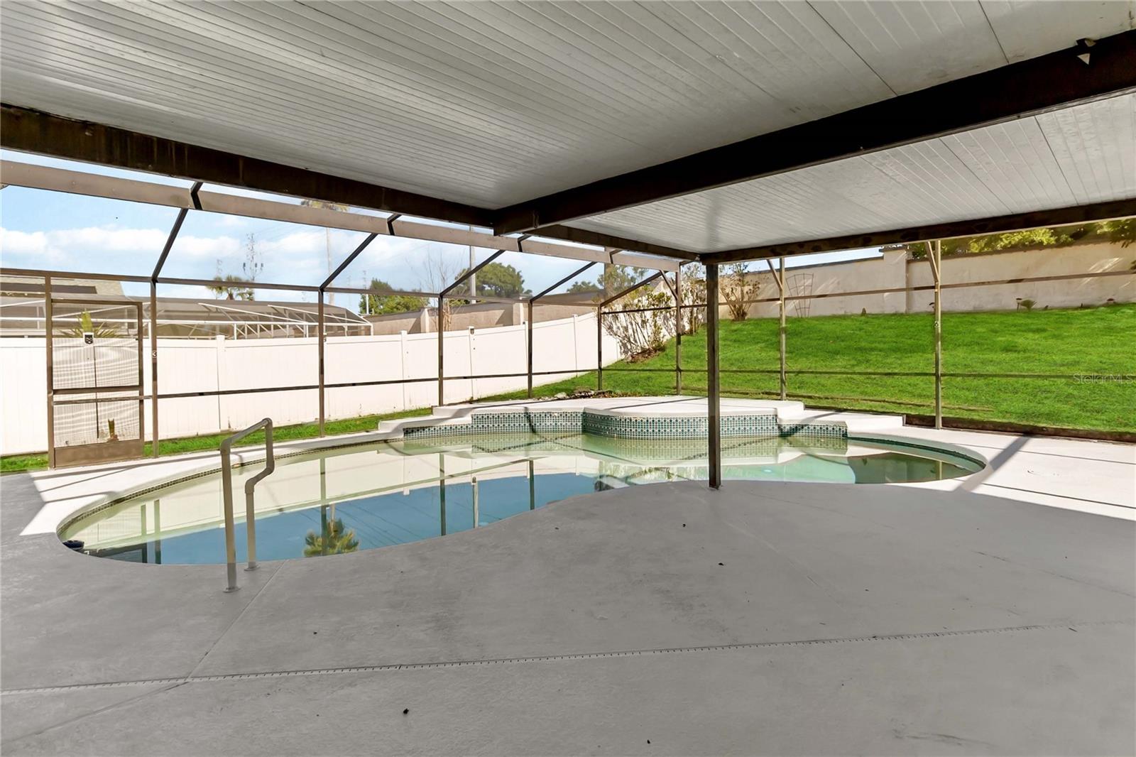 7771 Indian Ridge Trl N Property Photo 30