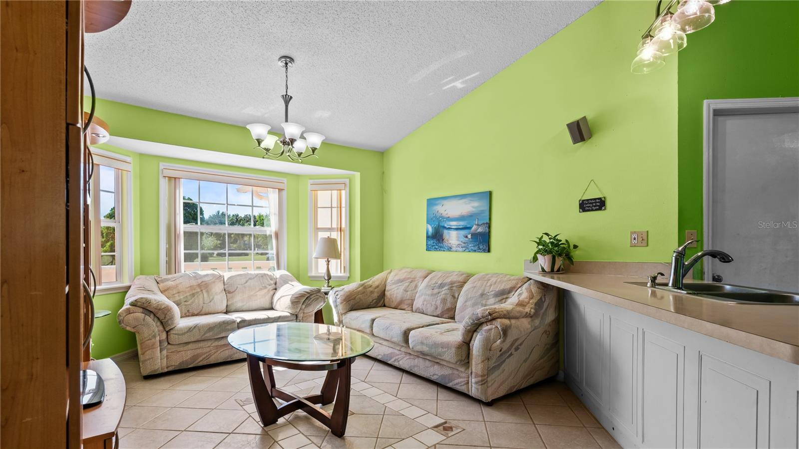 3320 Pineridge Cir Property Photo 7