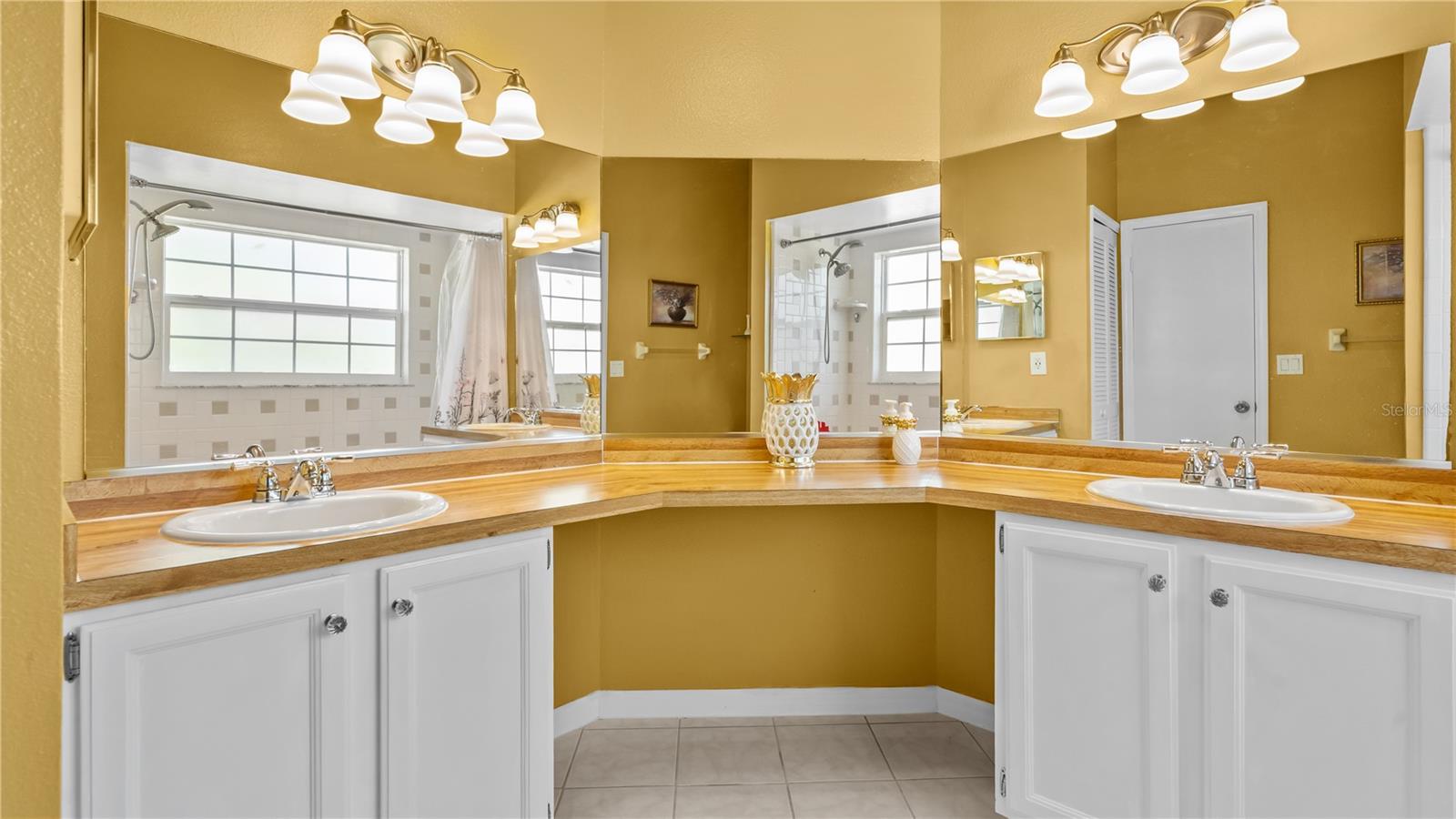 3320 Pineridge Cir Property Photo 14