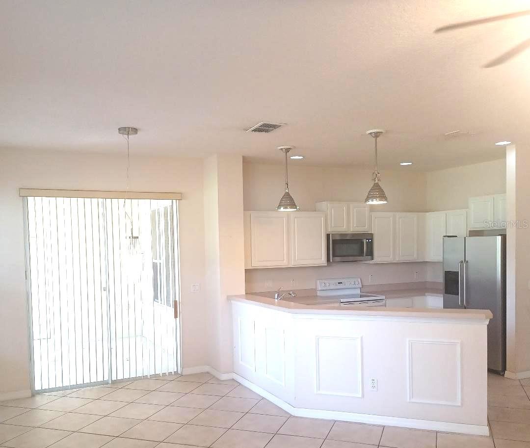 3807 Beacon Ridge Way Property Photo 9