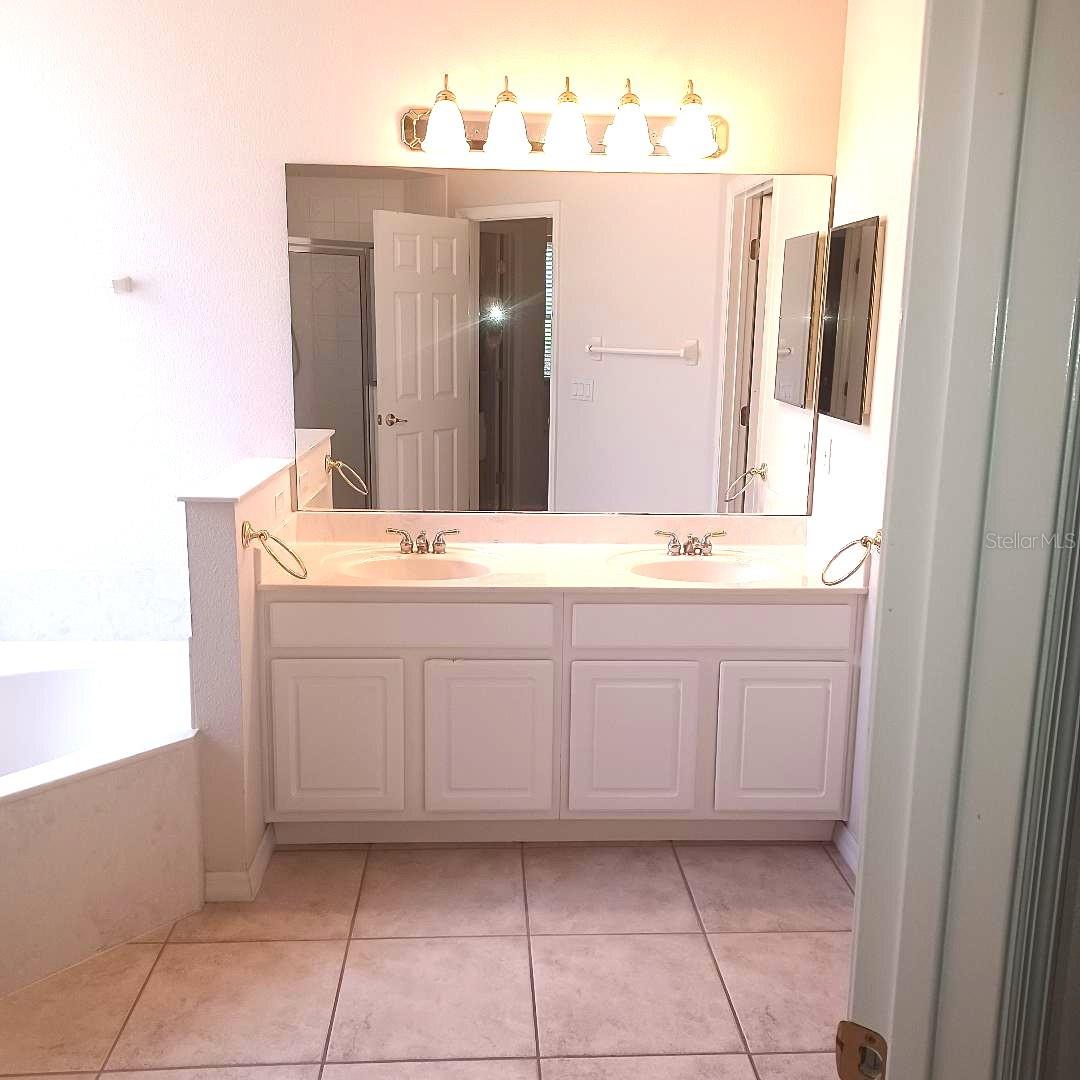 3807 Beacon Ridge Way Property Photo 14