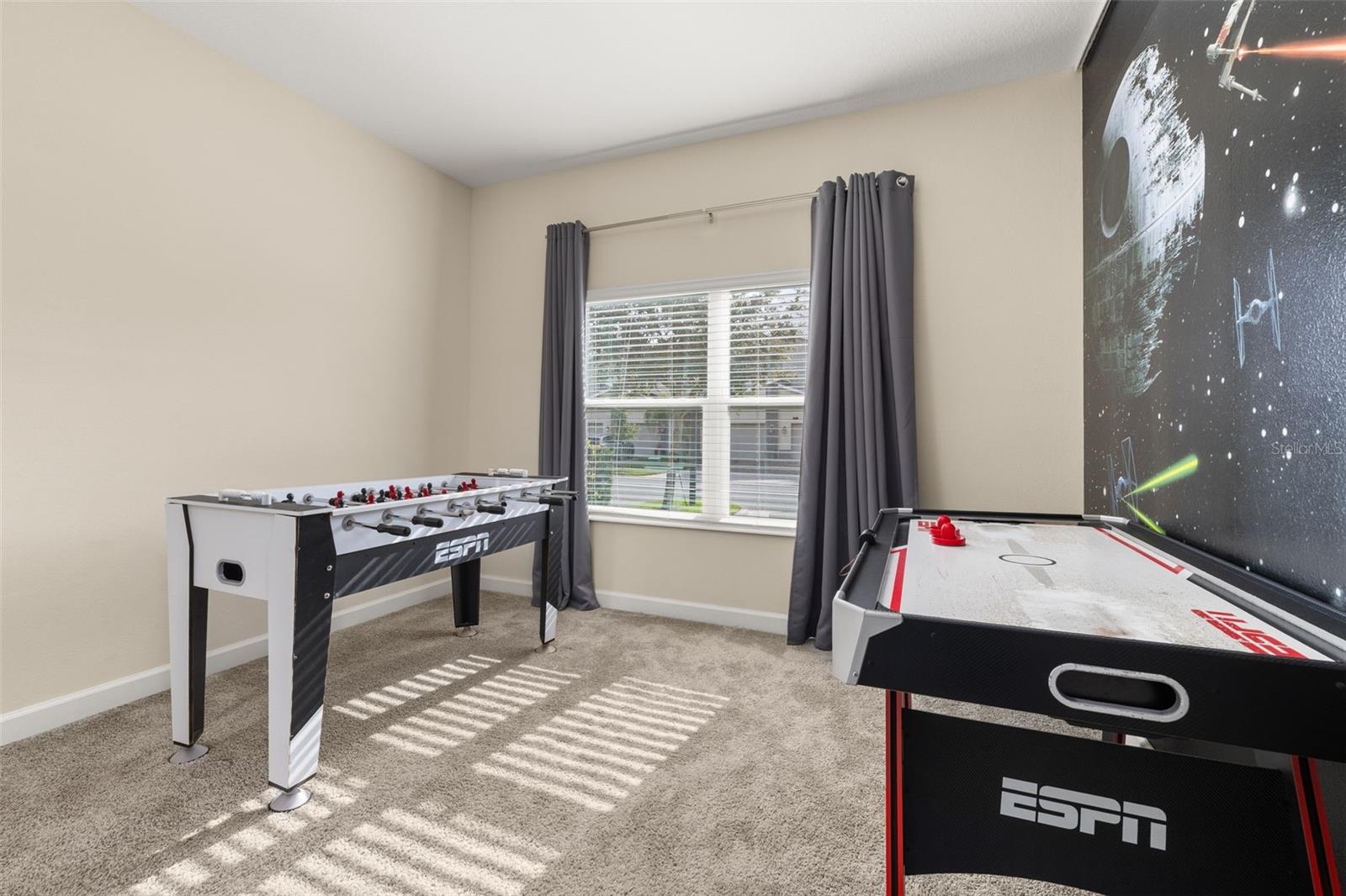 1176 Challenge Dr Property Photo 11