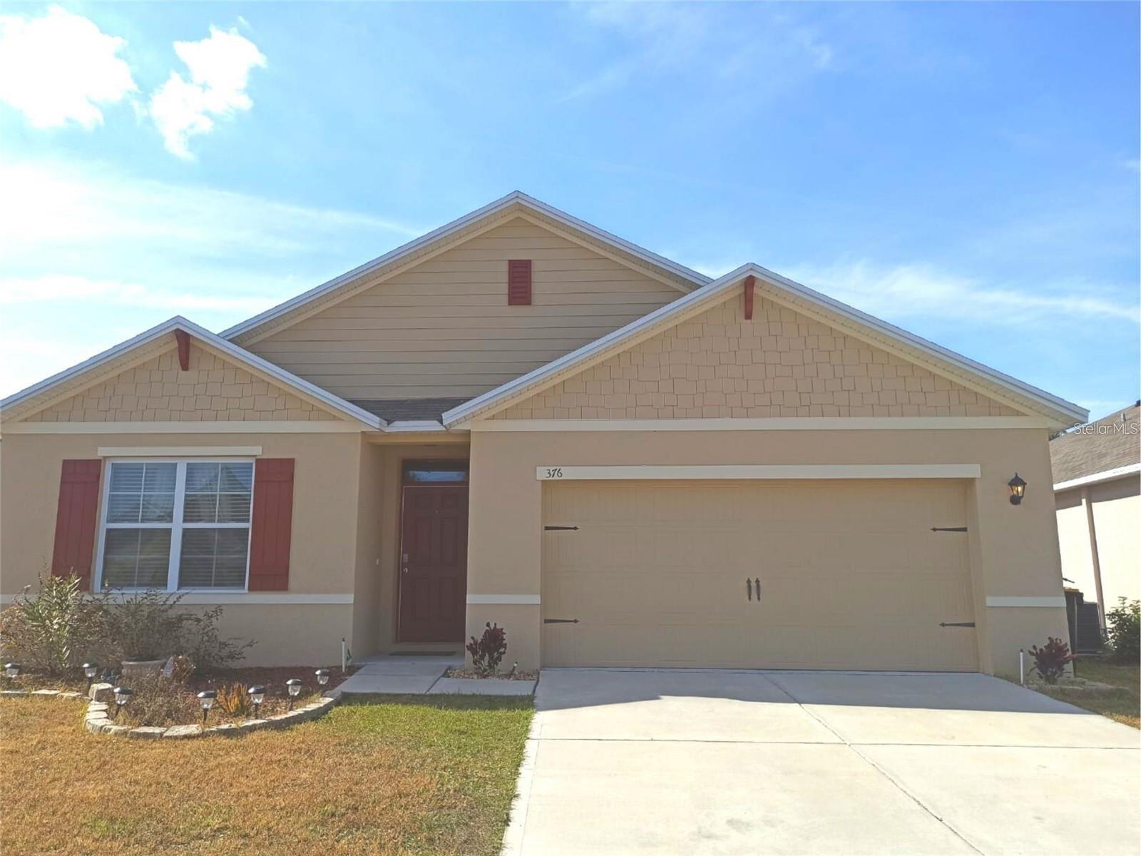 376 Tanglewood Dr Property Photo 1