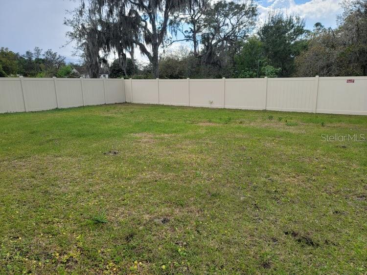 376 Tanglewood Dr Property Photo 5