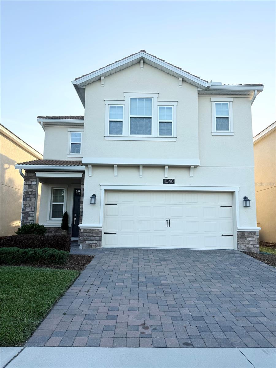 1048 Downswing Pl Property Photo 1