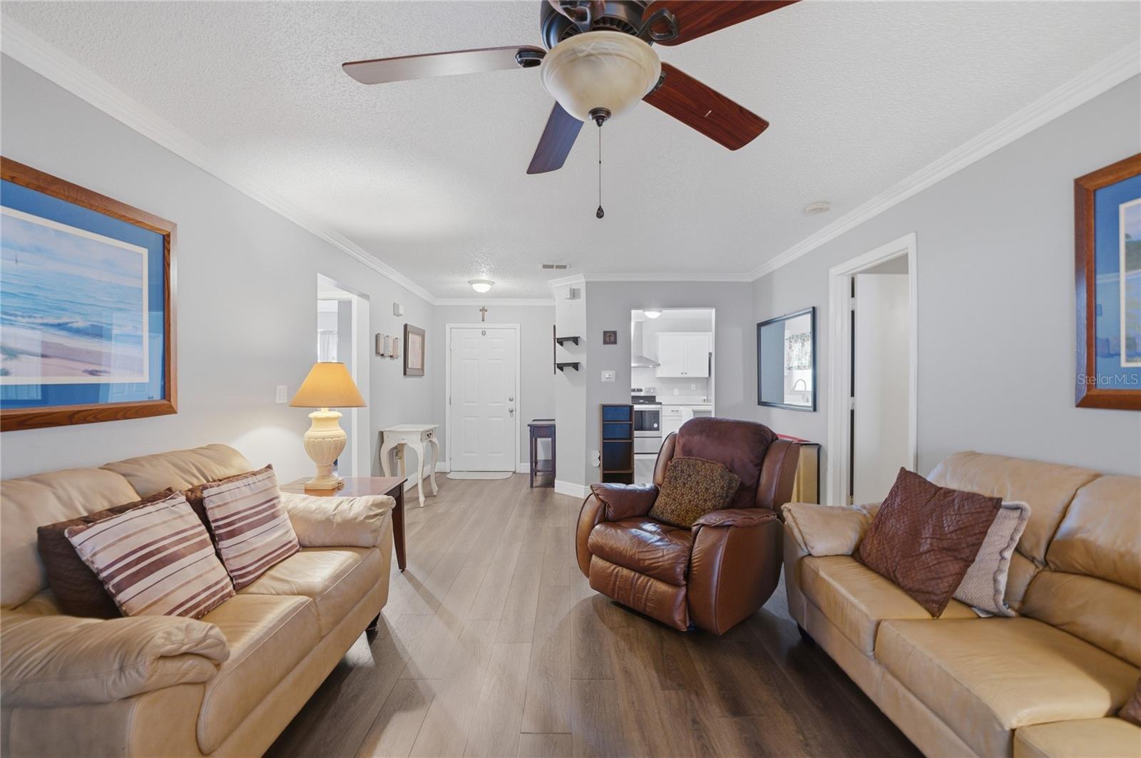 675 Basingstoke Ct Property Photo 13