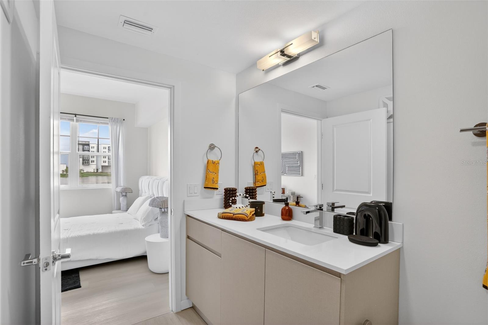 5579 Millenia Park Blvd #523 Property Photo 6