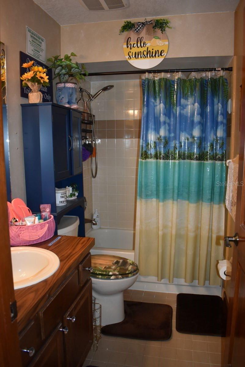2220 Emperor Dr Property Photo 18