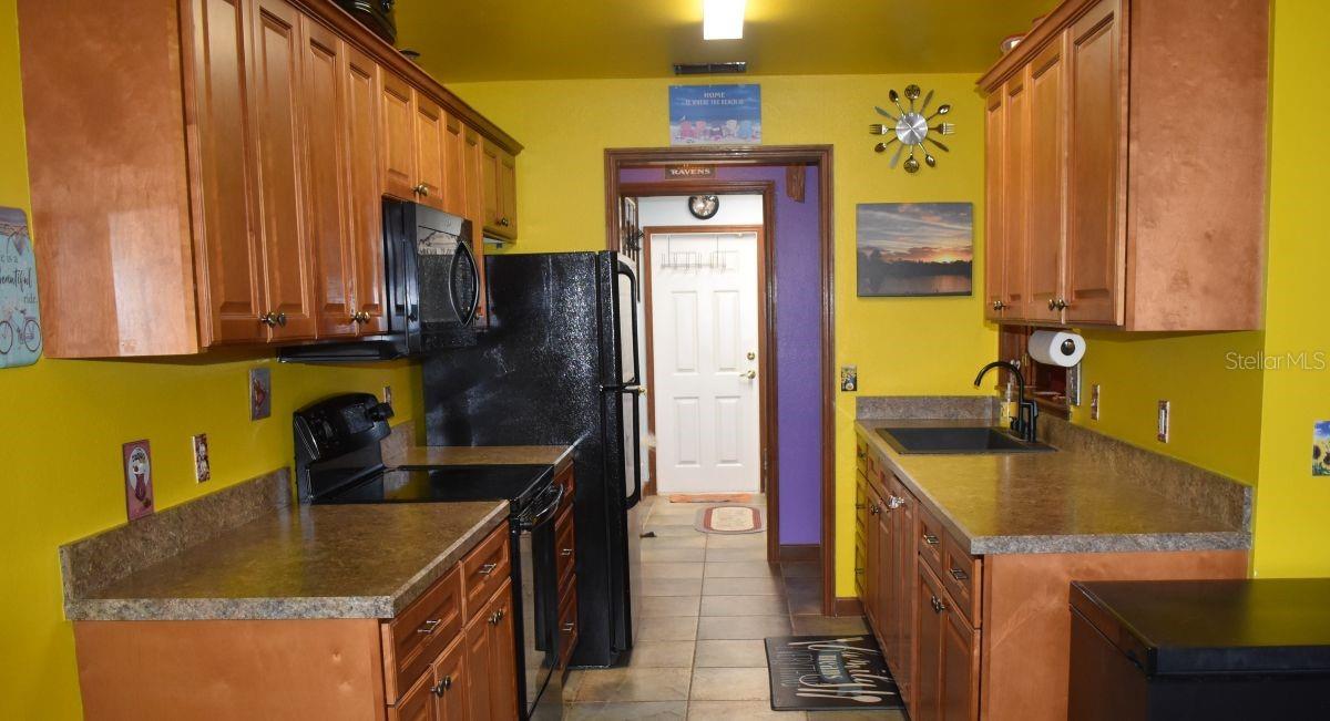 2220 Emperor Dr Property Photo 23