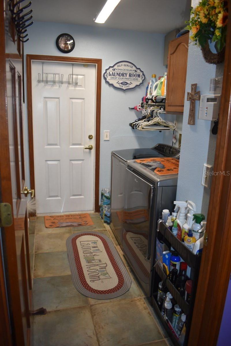 2220 Emperor Dr Property Photo 26