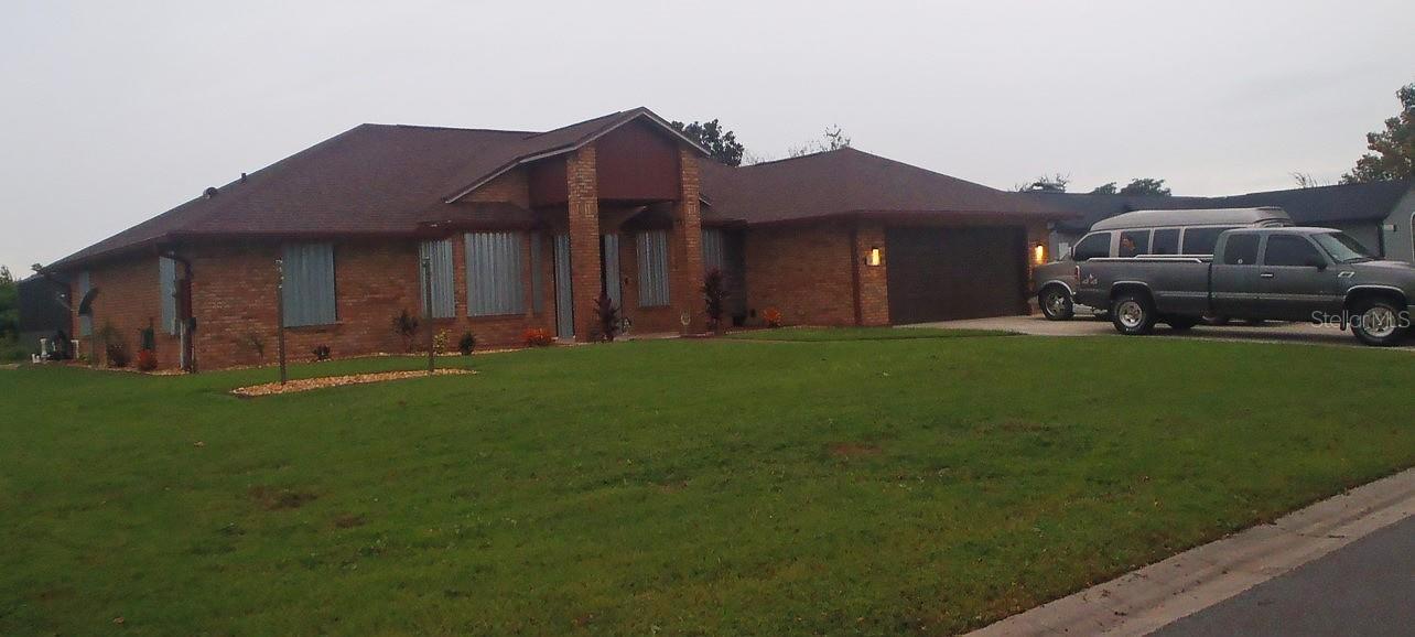2220 Emperor Dr Property Photo 36