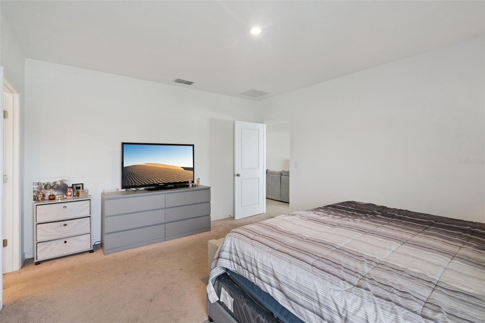392 Citrine Loop Property Photo 17