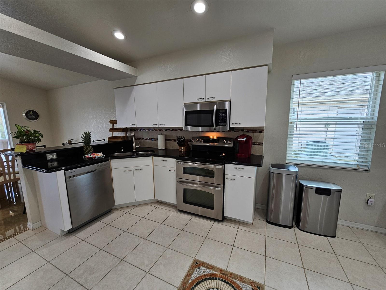 114 Albatross Rd Property Photo 11