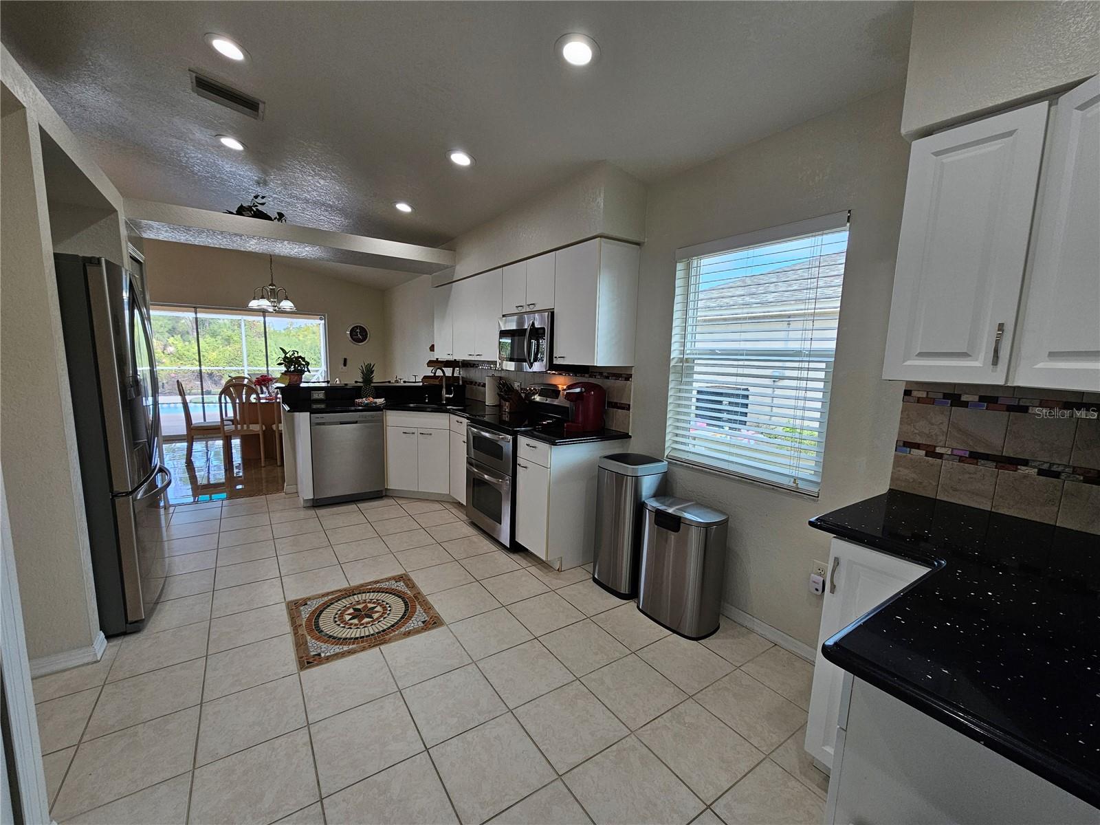 114 Albatross Rd Property Photo 12