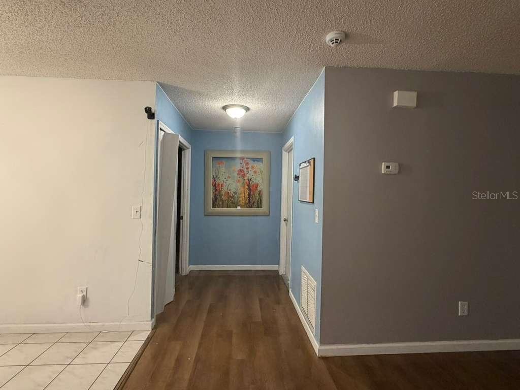 2824 W Huron Drive Property Photo 9