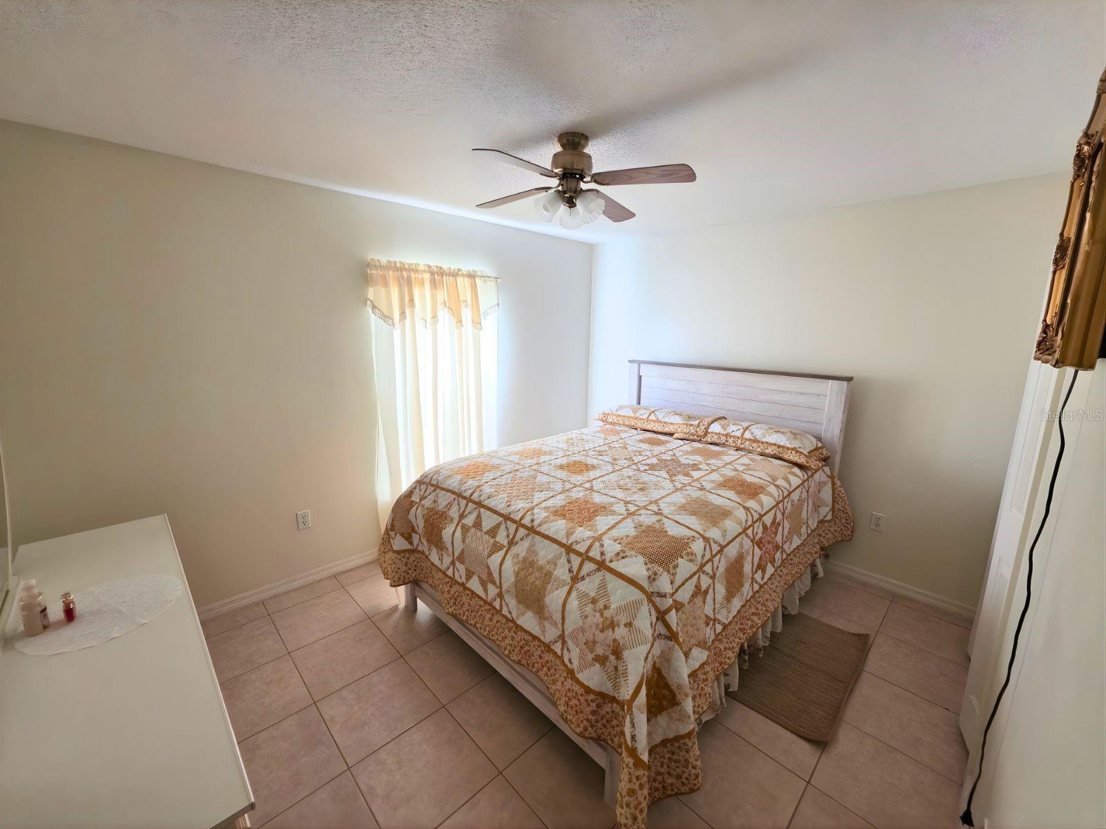 907 Stockport Dr Property Photo 16