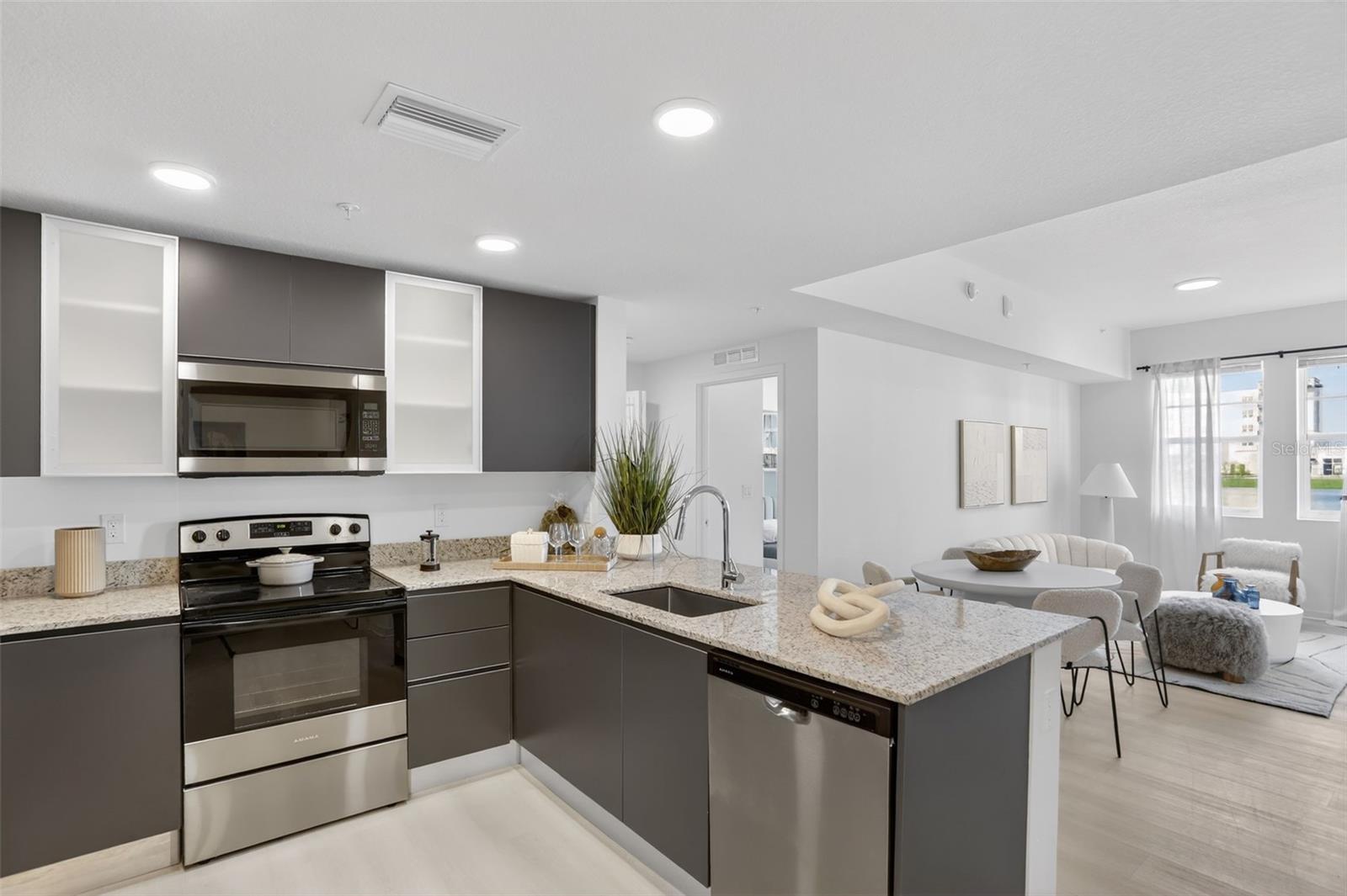 5579 Millenia Park Blvd #422 Property Photo 2