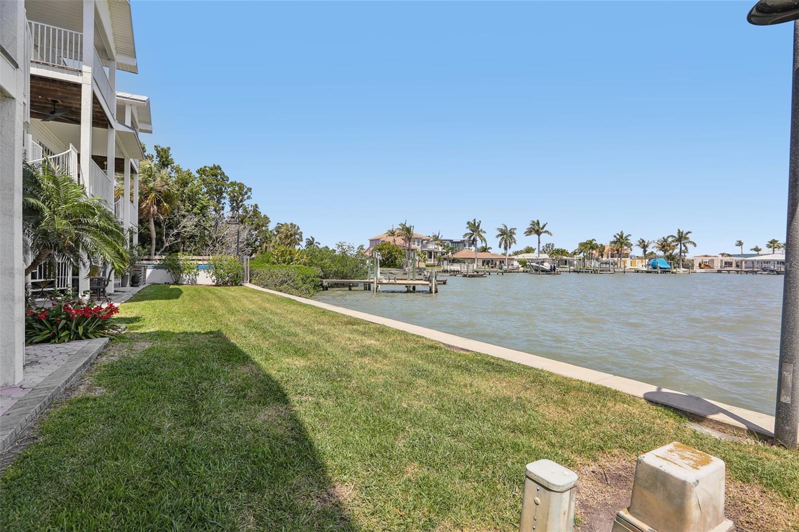 113 Yacht Club Cir Property Photo 38