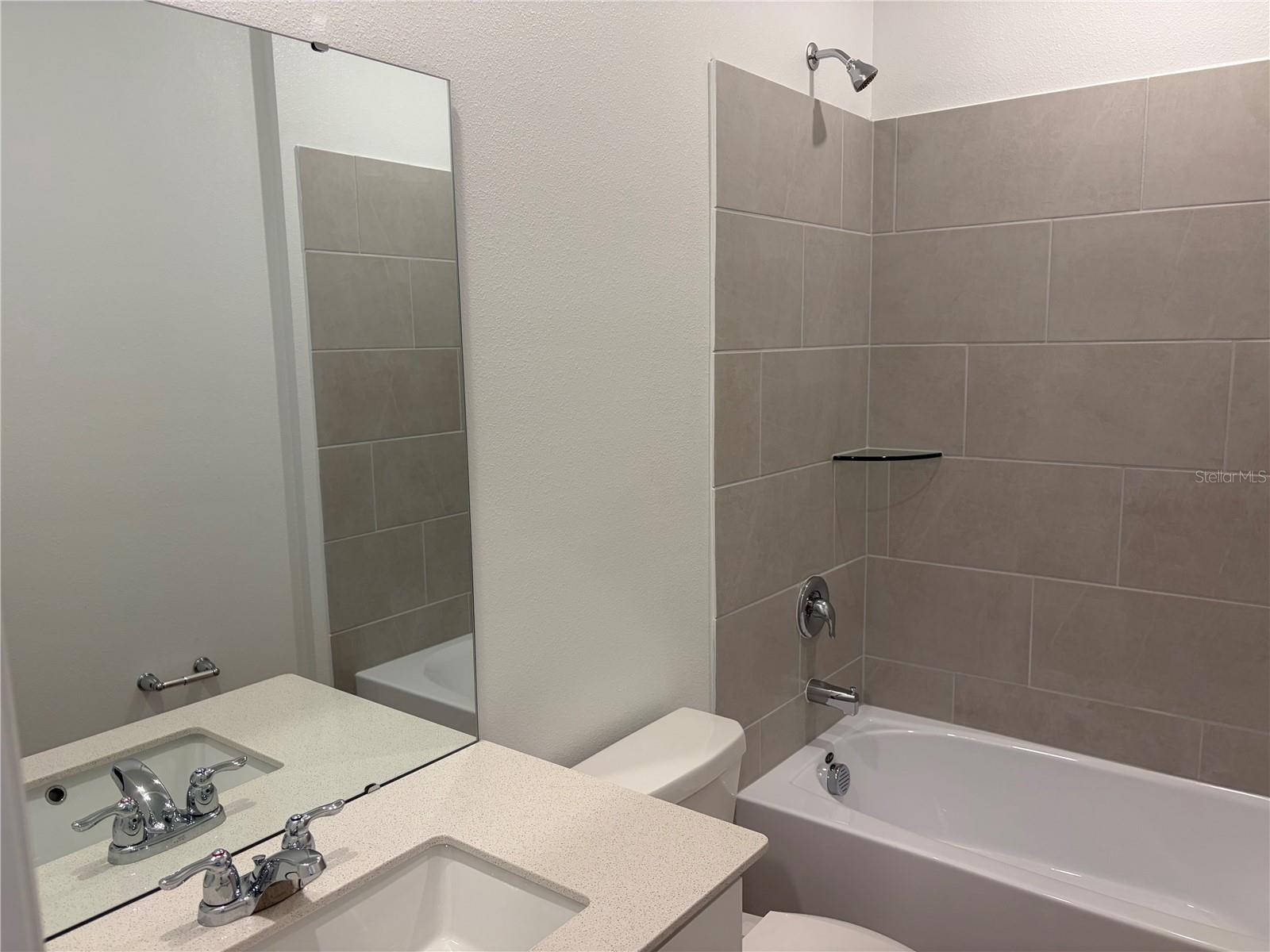 4377 Vibernum Ave #a Property Photo 16