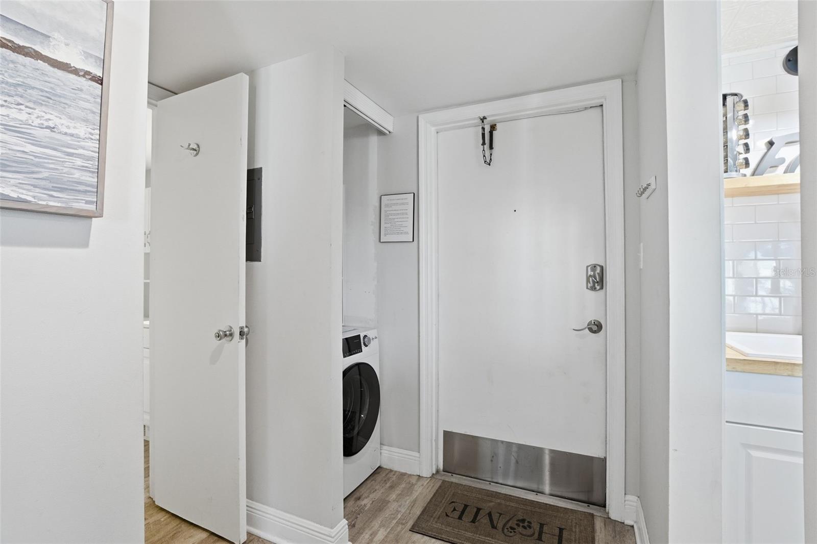 1571 S Atlantic Ave #2120 Property Photo 5