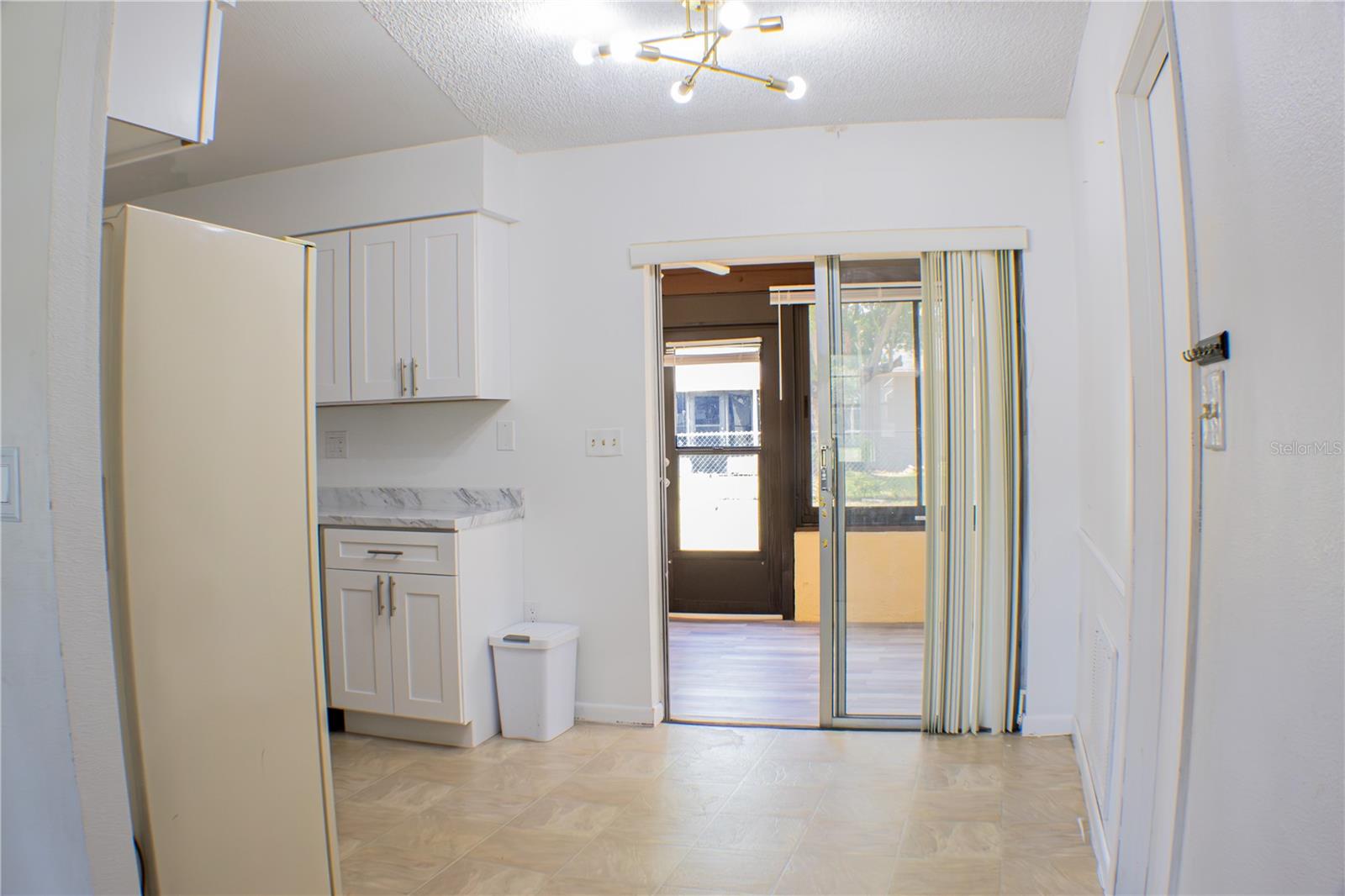 424 Cart Ct Property Photo 5