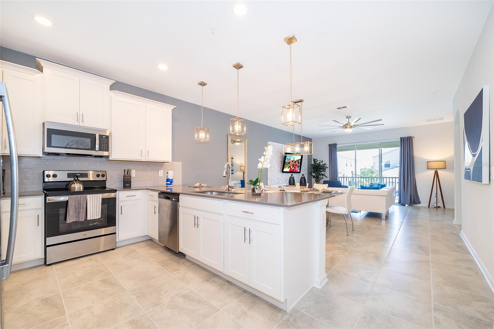 8861 Cabot Cliffs Dr #104 Property Photo 9
