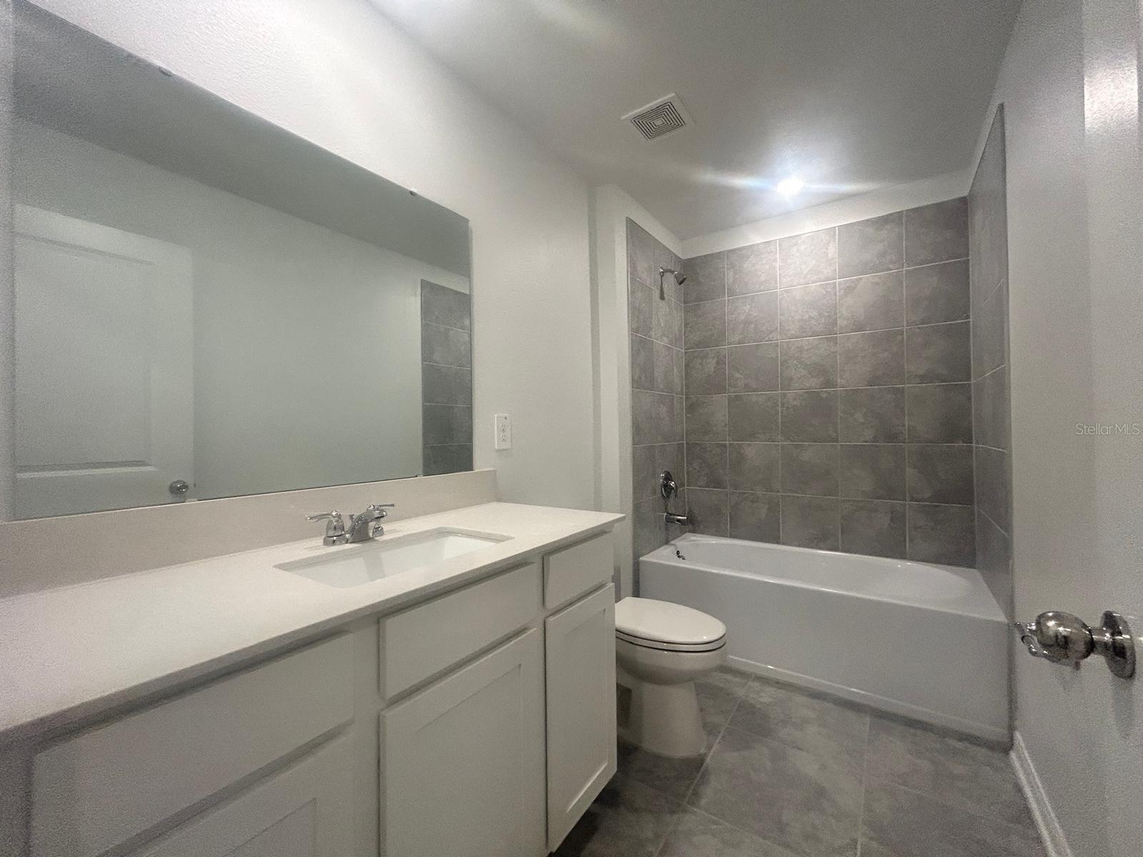 1417 Austin St Property Photo 13