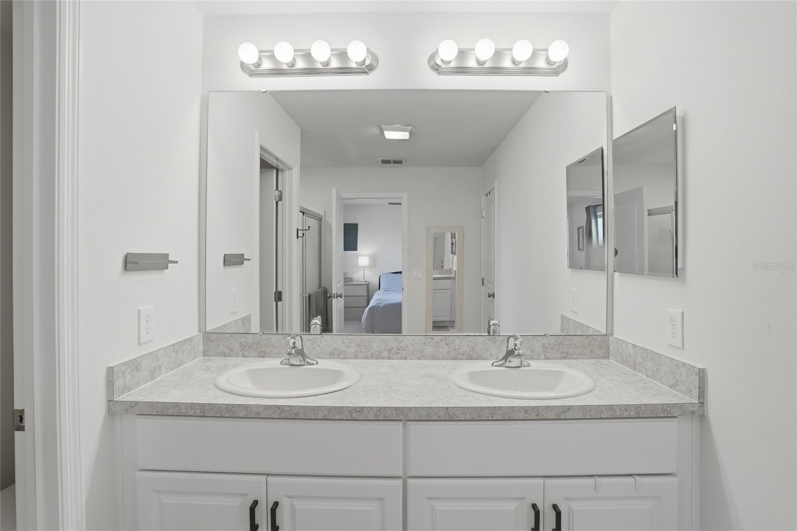 2843 Parkfield Rd Property Photo 29