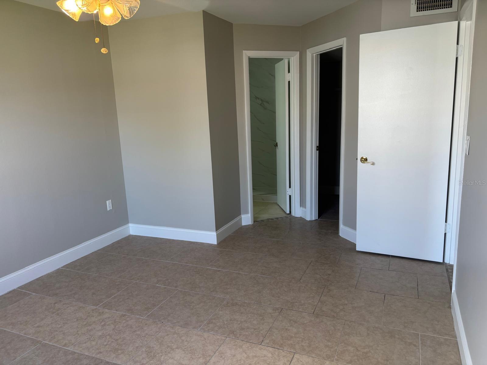 3038 Parkway Blvd #208 Property Photo 13