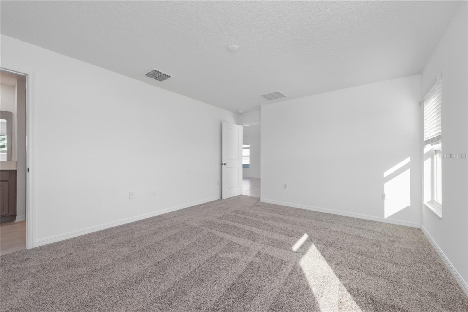 346 Rustic Rail Dr Property Photo 10