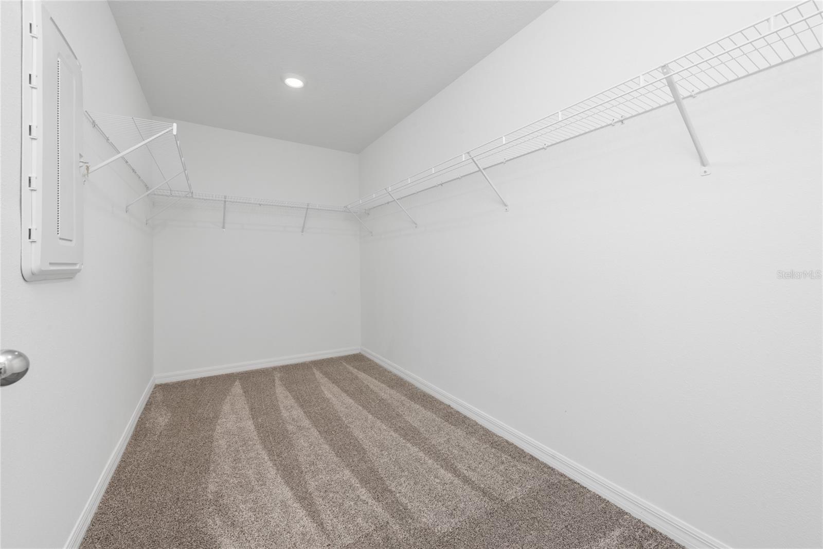 346 Rustic Rail Dr Property Photo 15