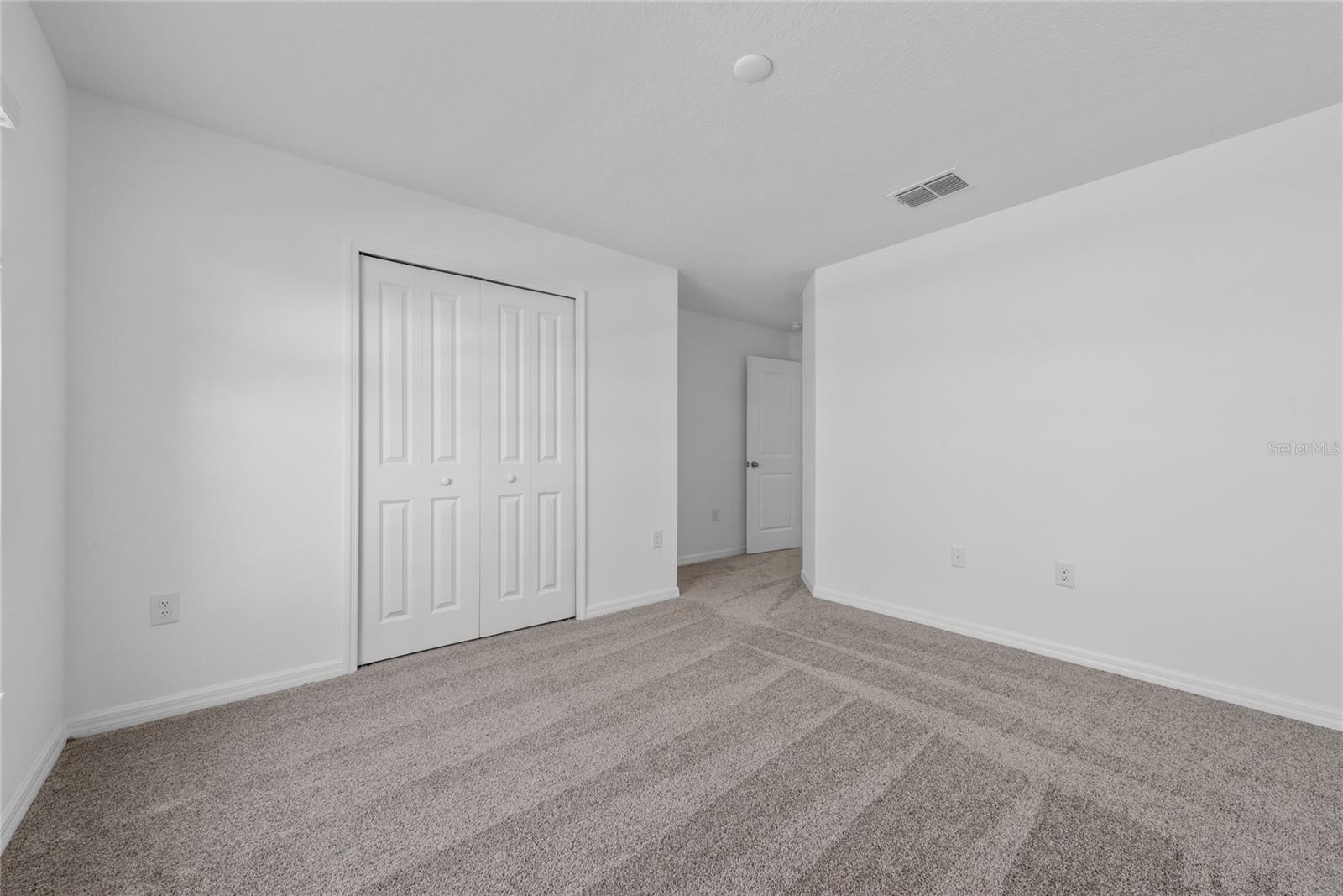 346 Rustic Rail Dr Property Photo 18