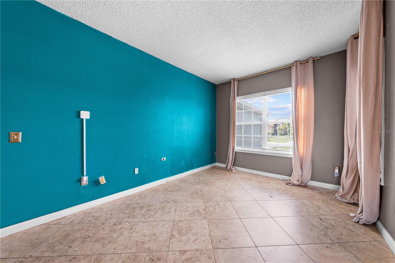 442 Tamarind Parke Ln Property Photo 7