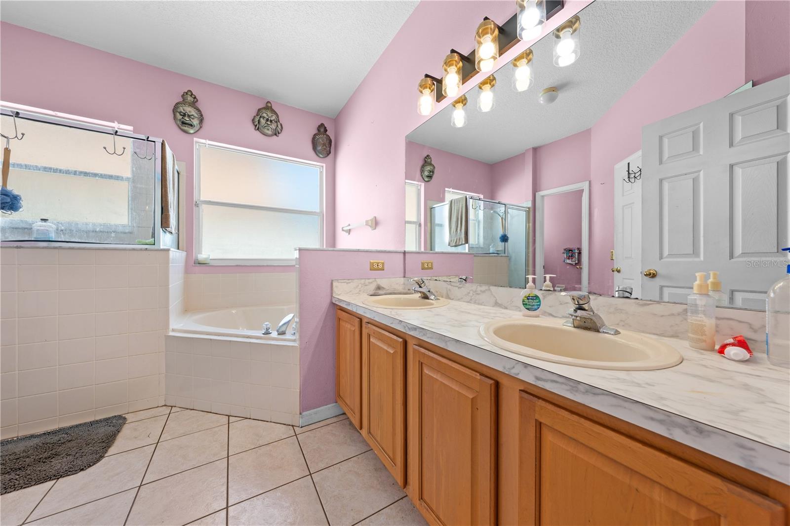 442 Tamarind Parke Ln Property Photo 28