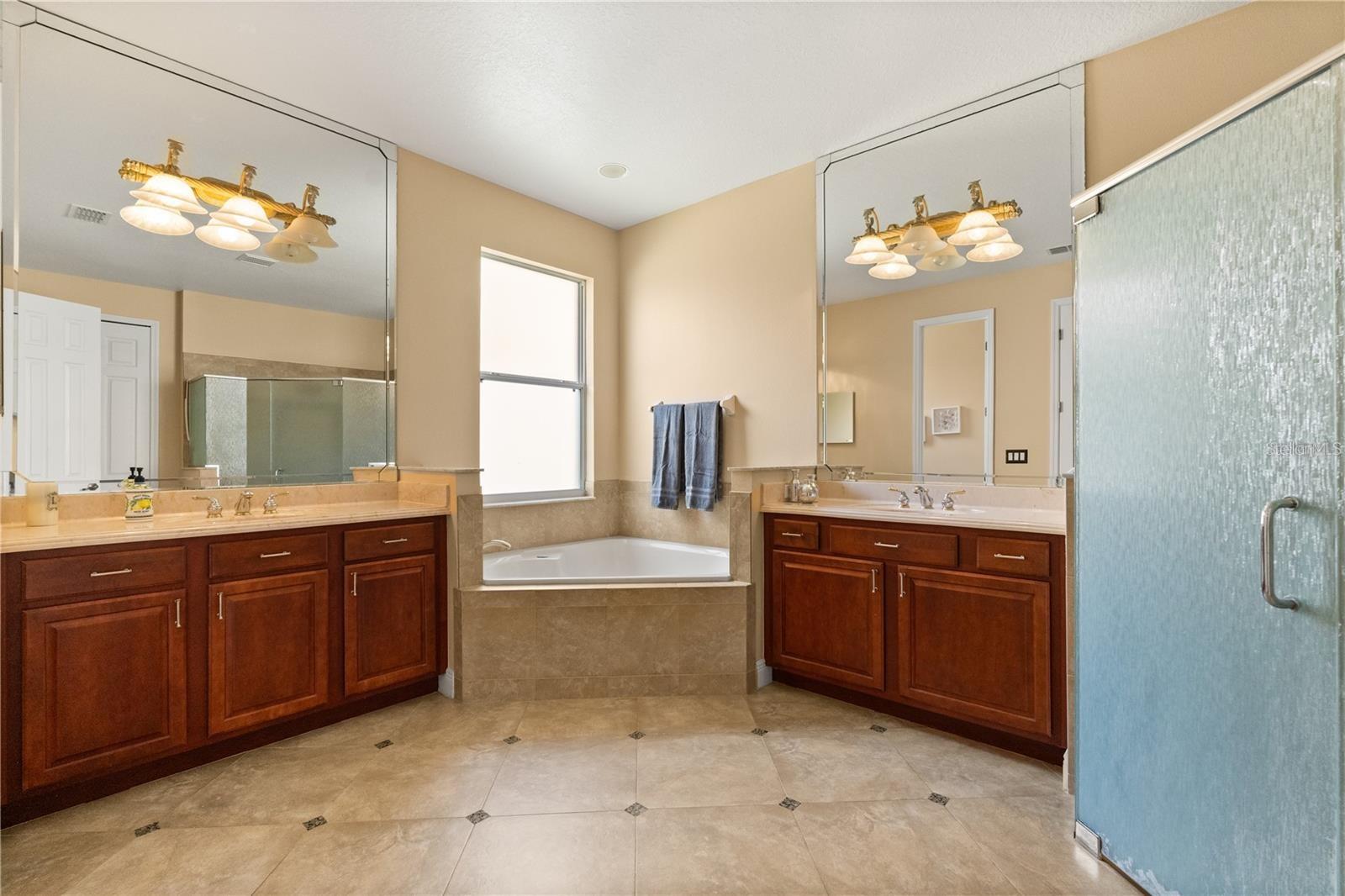 3759 Eagle Isle Cir Property Photo 17