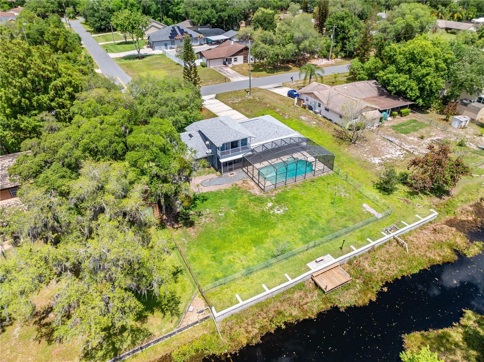 6570 Bay Shore Dr Property Photo 4