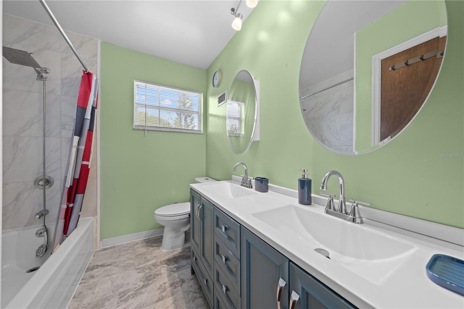 6570 Bay Shore Dr Property Photo 11