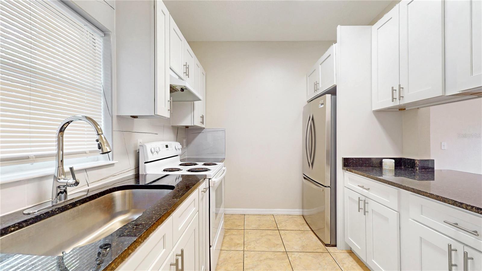 206 Majors Ln #d Property Photo 19