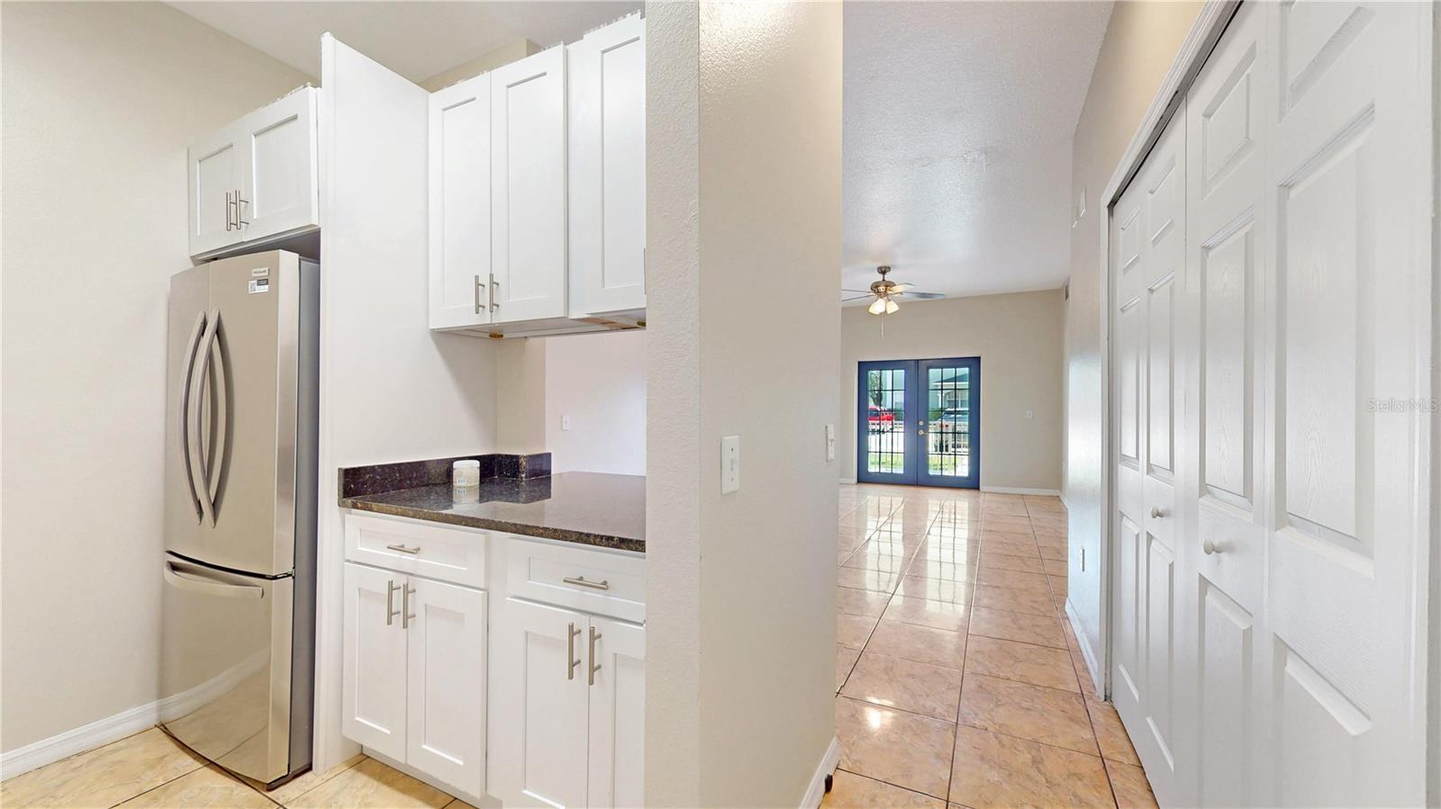 206 Majors Ln #d Property Photo 20