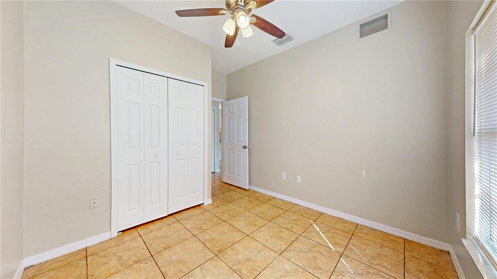 206 Majors Ln #d Property Photo 24