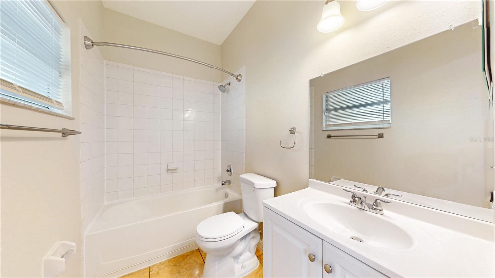 206 Majors Ln #d Property Photo 31