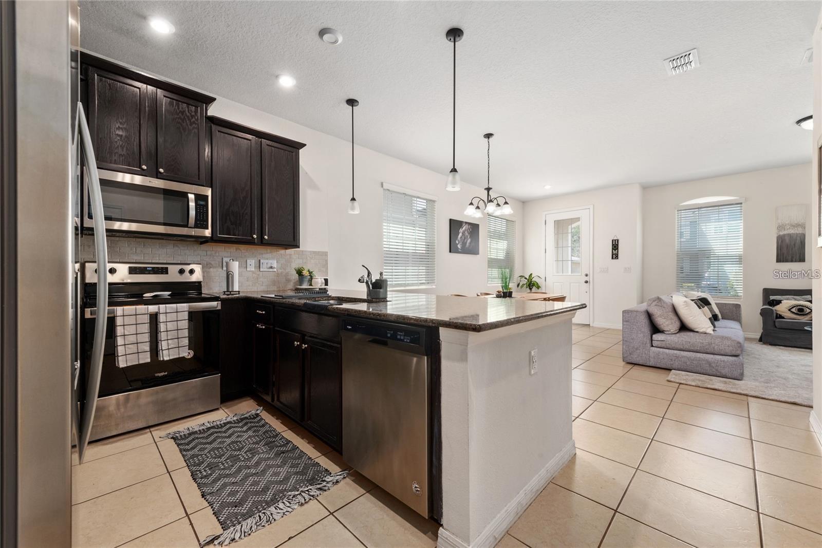 2449 Varenna Loop Property Photo 4