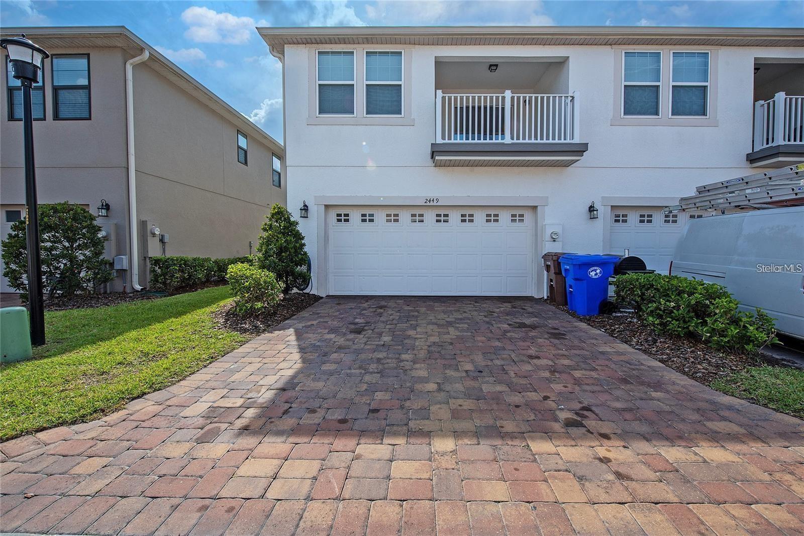 2449 Varenna Loop Property Photo 18