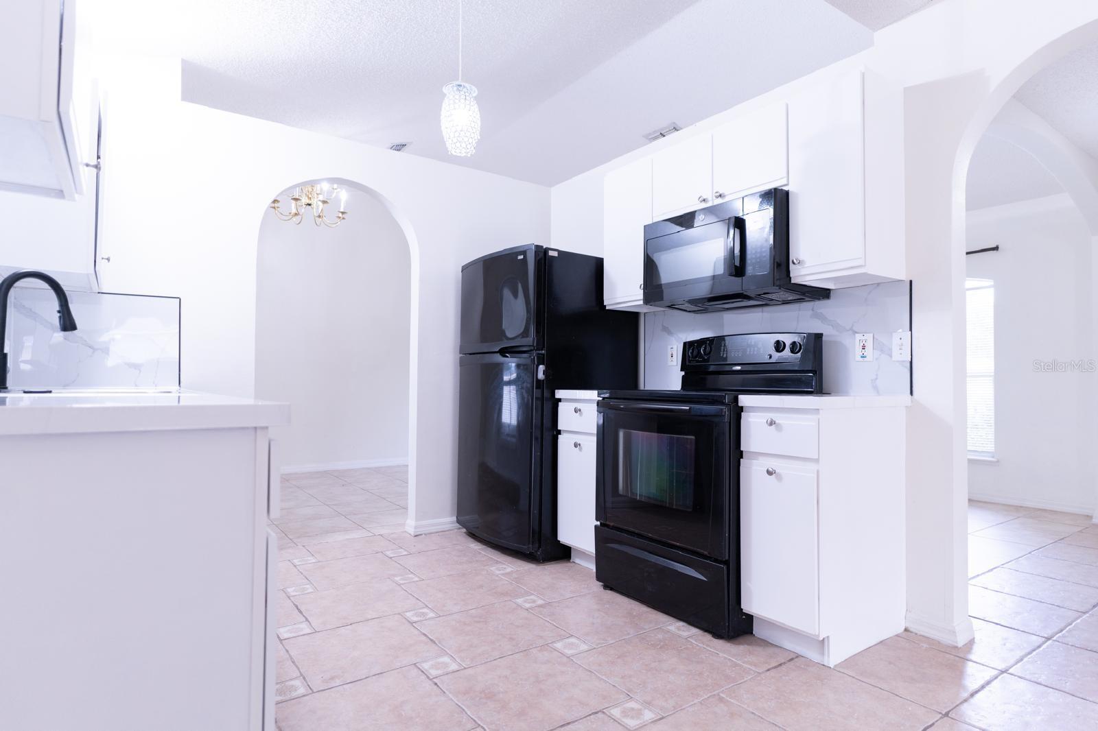 2470 Augusta Way Property Photo 14